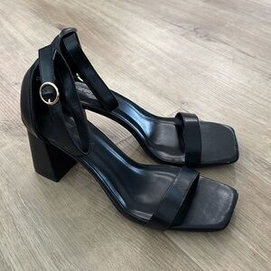 NEW Women’s Chunky Heel Sandals